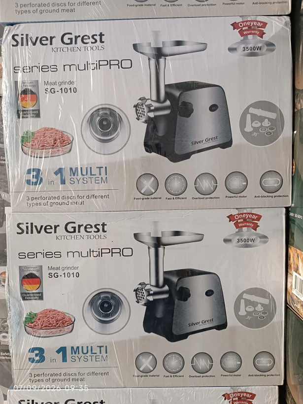 چرخ گوشت سیلور گرست مدل SG1010 با بدنه استیل
